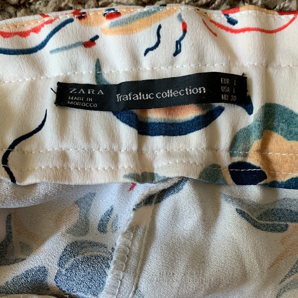 Zara Shorts - Picture 4 of 4